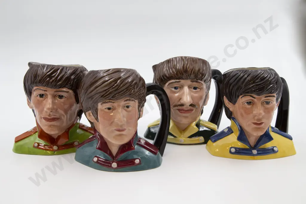 4 Medium RD Character Jugs The Beatles Image 1++