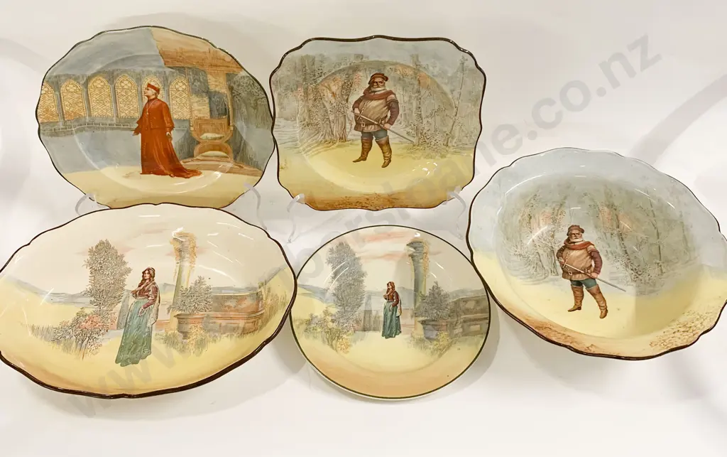 Three RD Various Shakespeare Series Plates Together With Serving Dish and Serving Bowl Image 1++