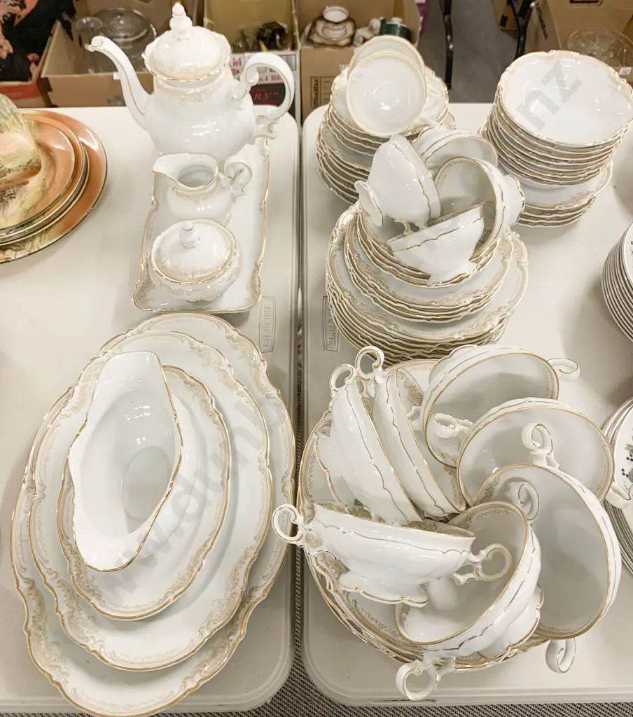 Hutschenreuther Dinner Service (68 Pieces) Image 1++