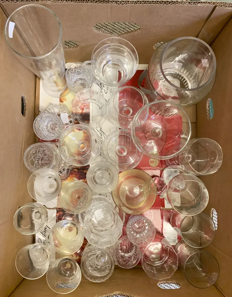 Box of Assorted Crystal and Glass Ware Image 1++