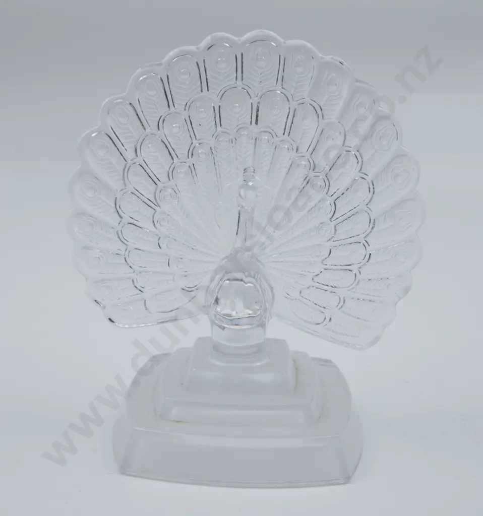 Glass Peacock Ornament Image 1++