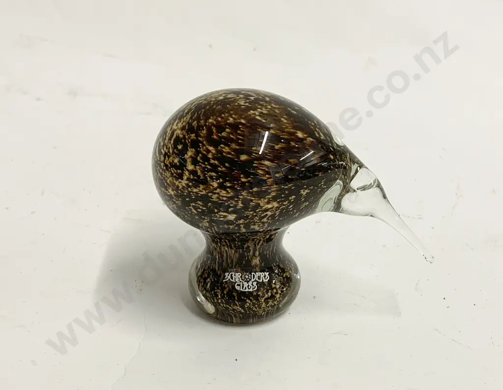 Schroder's Art Glass Kiwi Image 1++