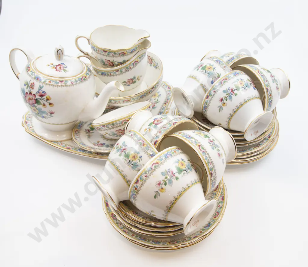 Foley "Ming Rose" Floral Decorated Tea Set Image 1++