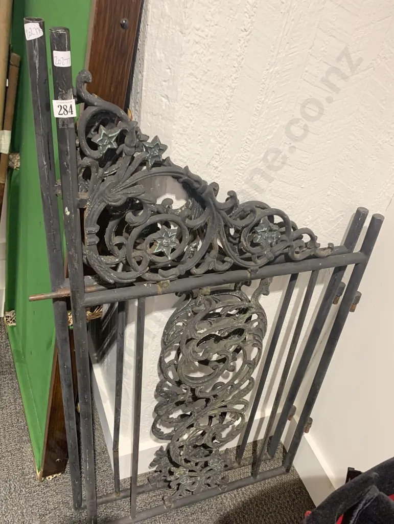 Decorative Wrought Metal Gate Doors (AF) Image 1++