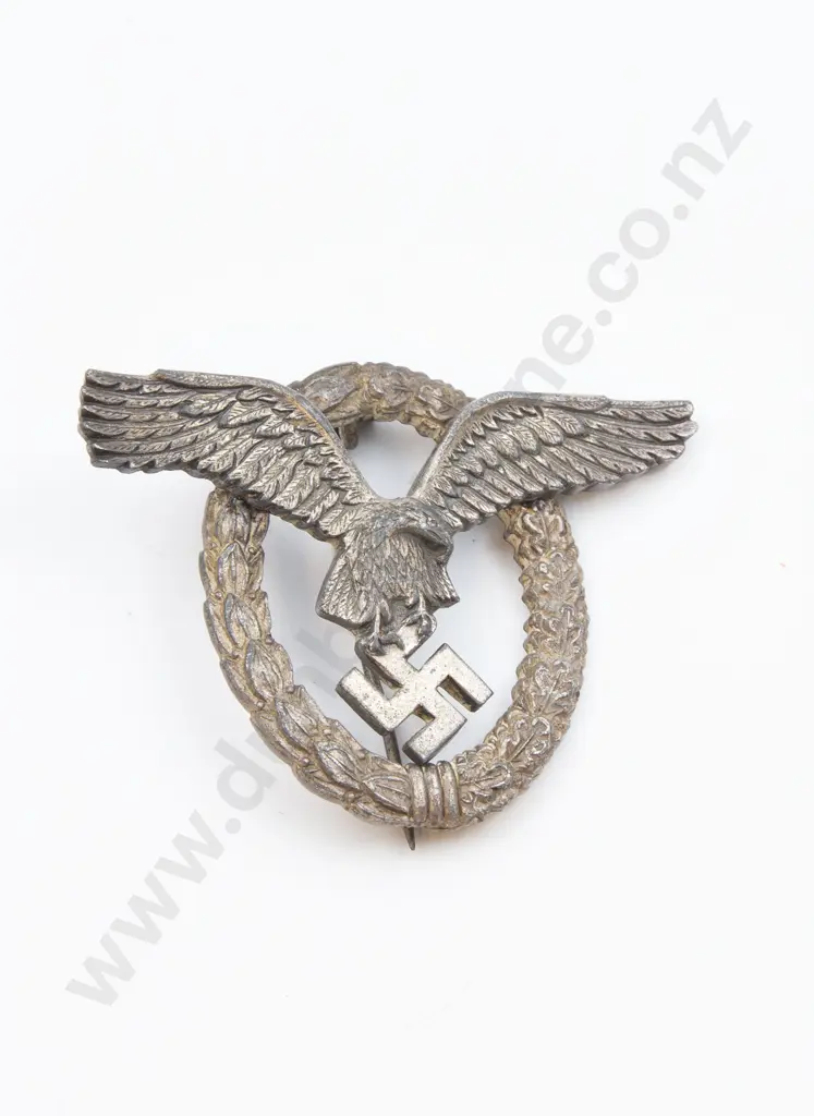 WWII German Luftwaffe Pilot's Badge Image 1++