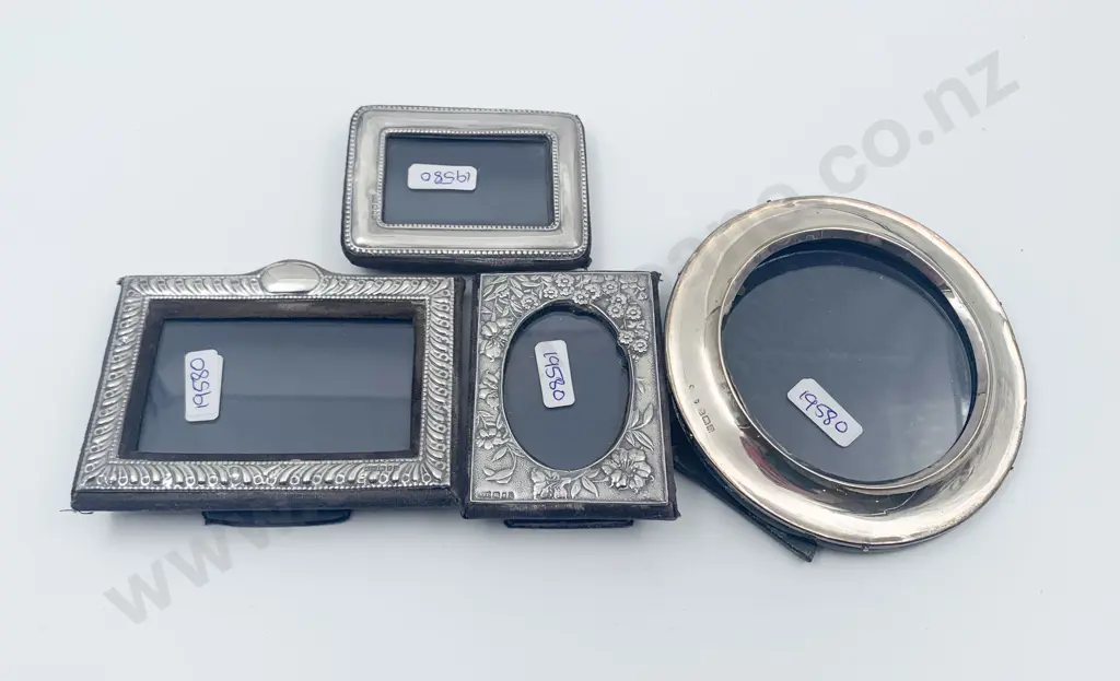 Four S/S Photo Frames Image 1++