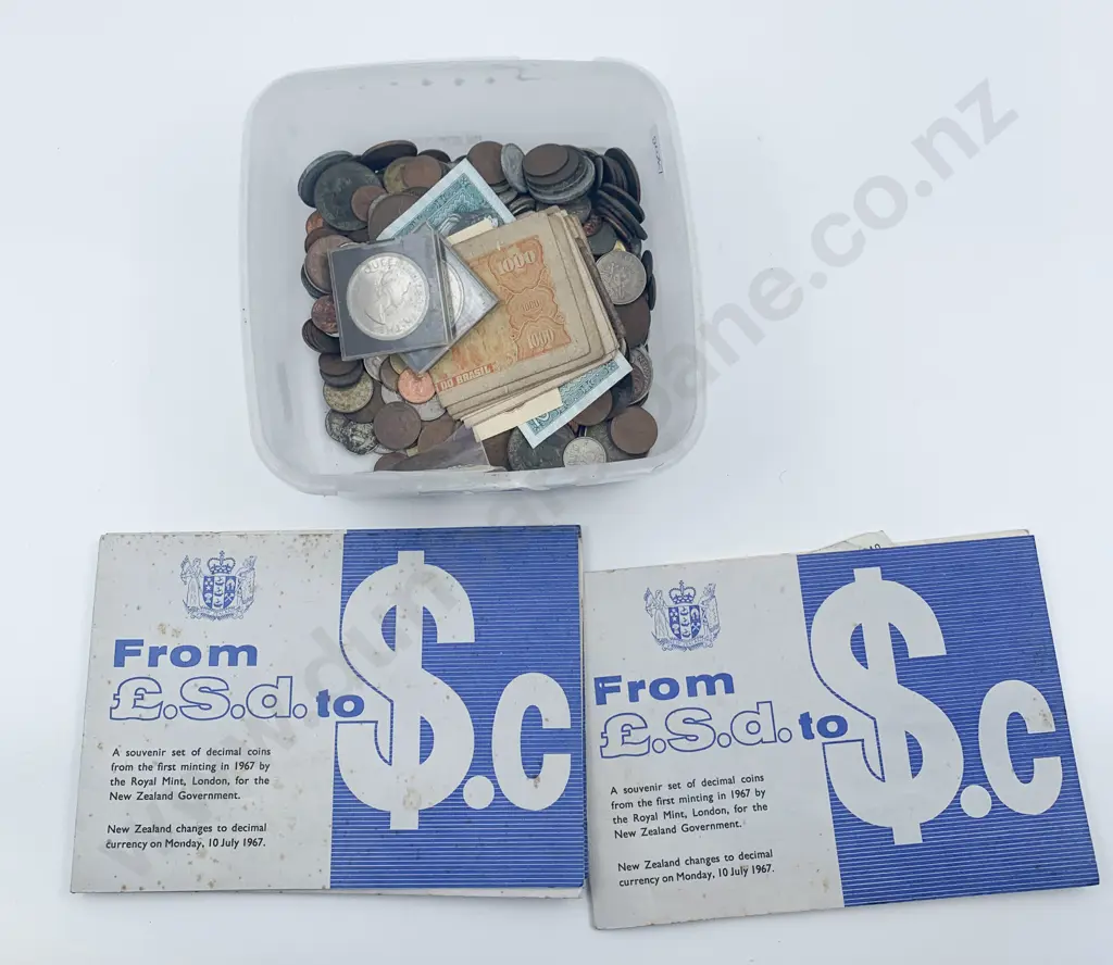 Qty of Mixed Coinage and Bank Notes Image 1++
