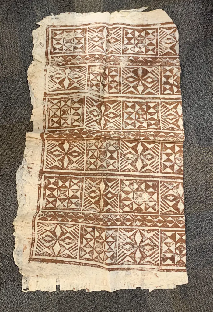 Tapa Cloth Image 1++