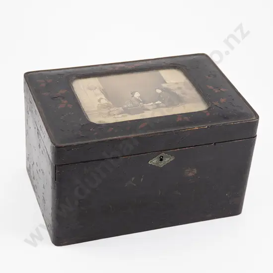 Japanese lacquer tea caddy
