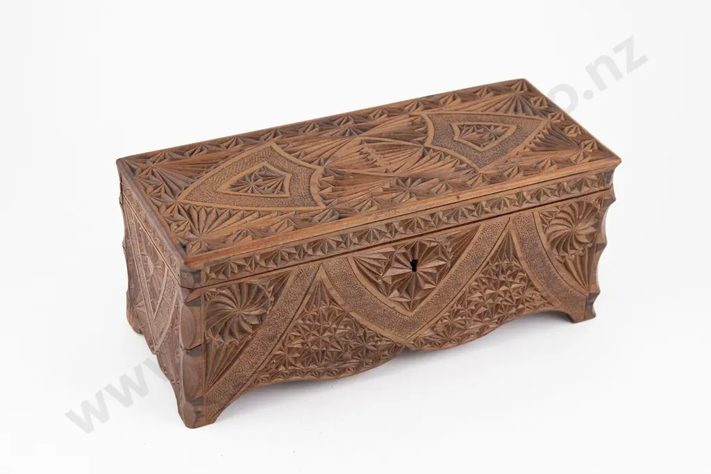 New Zealand Kauri Chip Carved Jewellery Box Image 1++