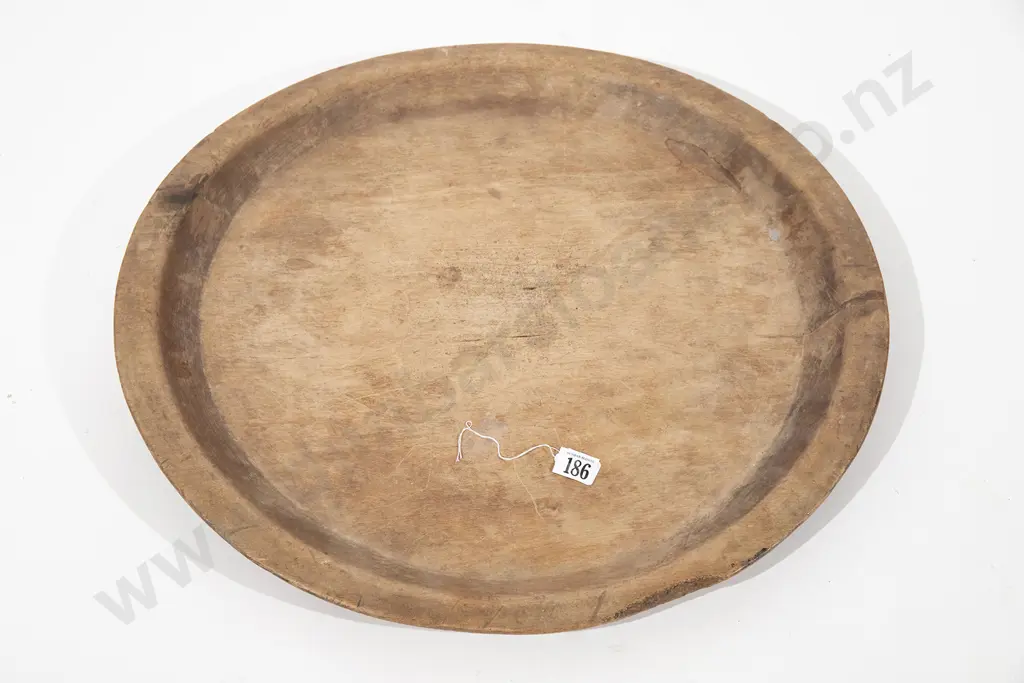 Melanesian circular platter Image 1++