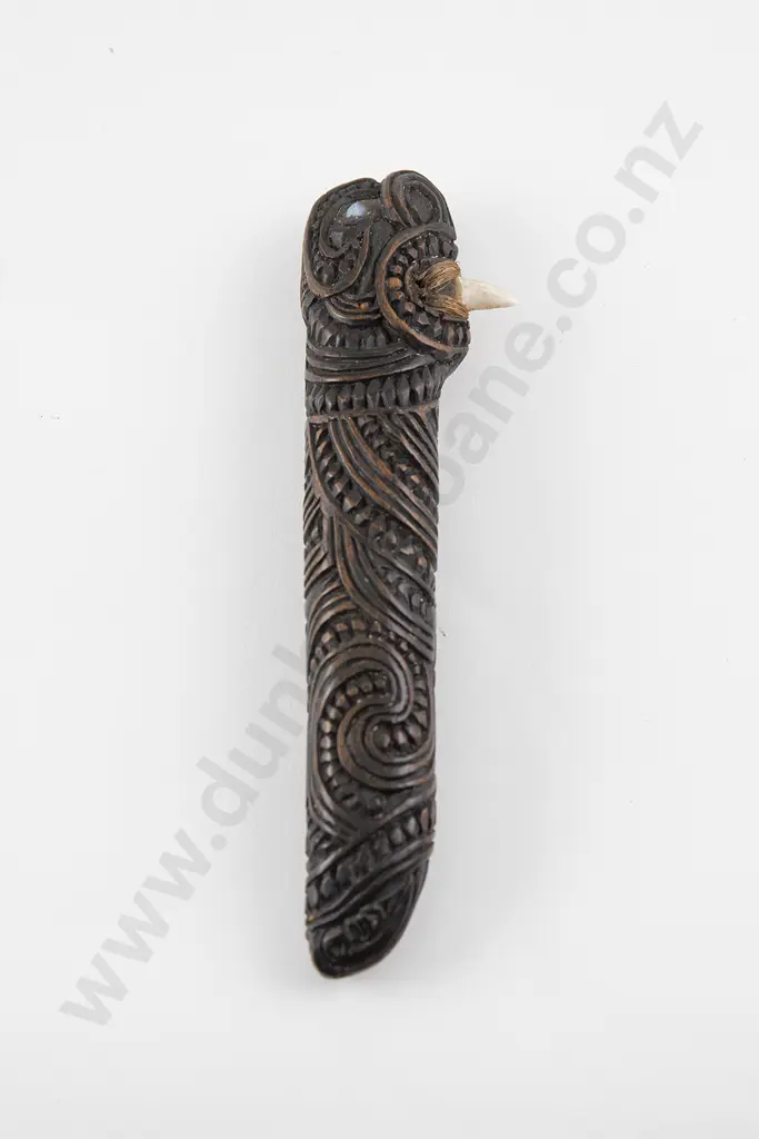 Maripi ( Shark Tooth Knife) Image 1++
