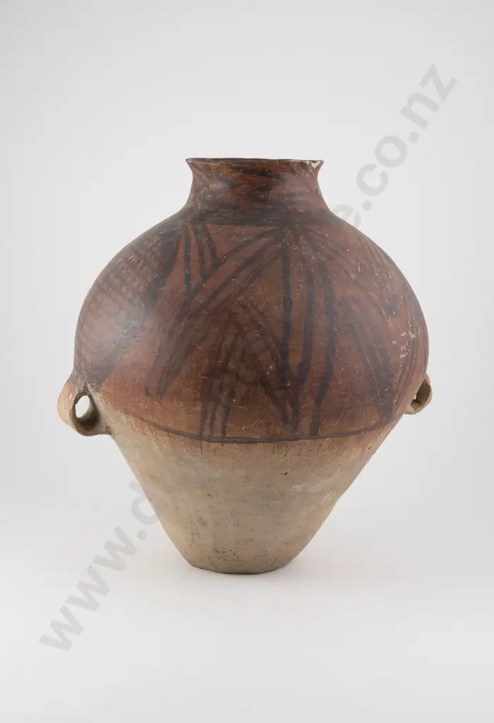 Chinese Neolithic Pottery vase Image 1++