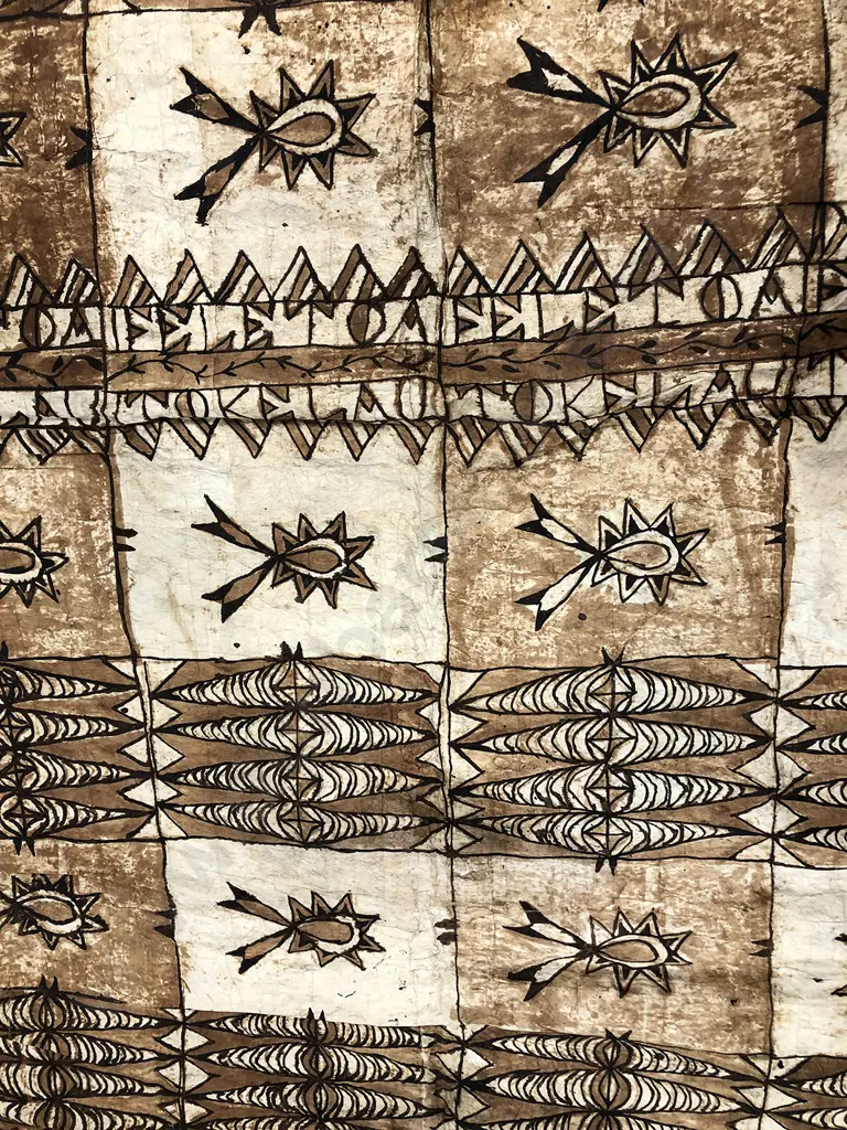 Large Tongan Tapa Cloth Image 1++