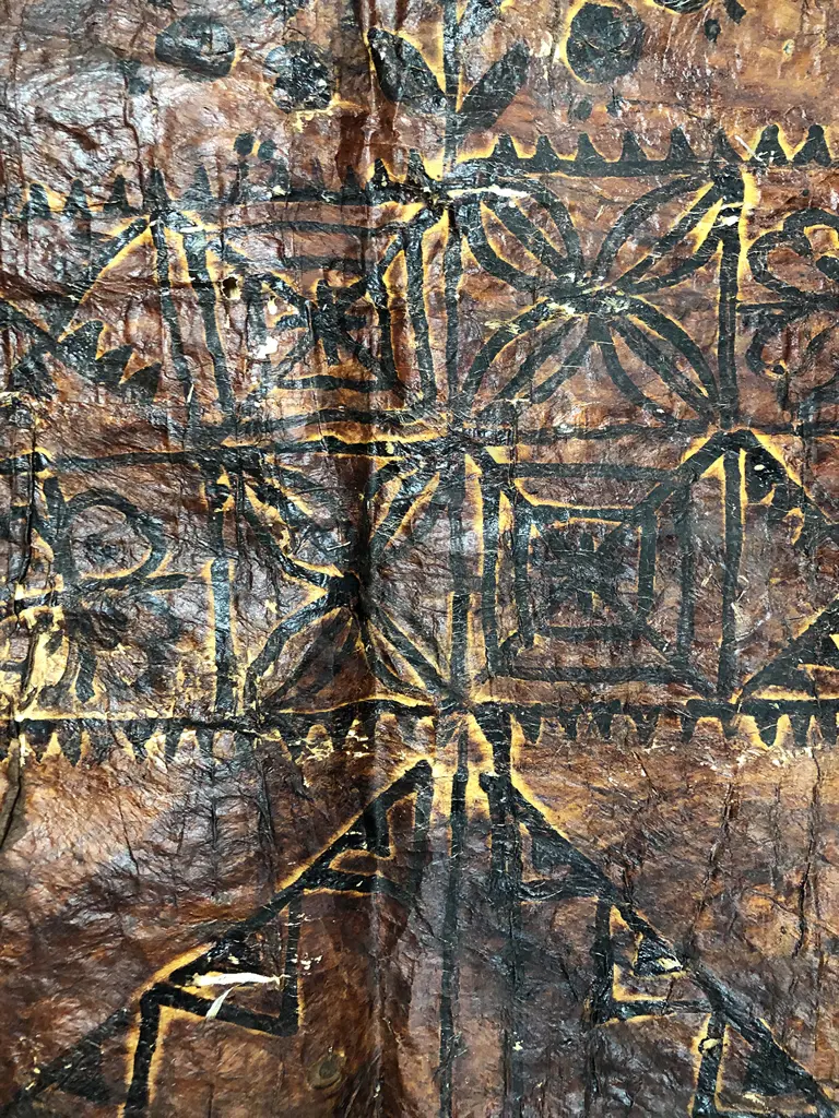Large Tongan Tapa Cloth Image 1++