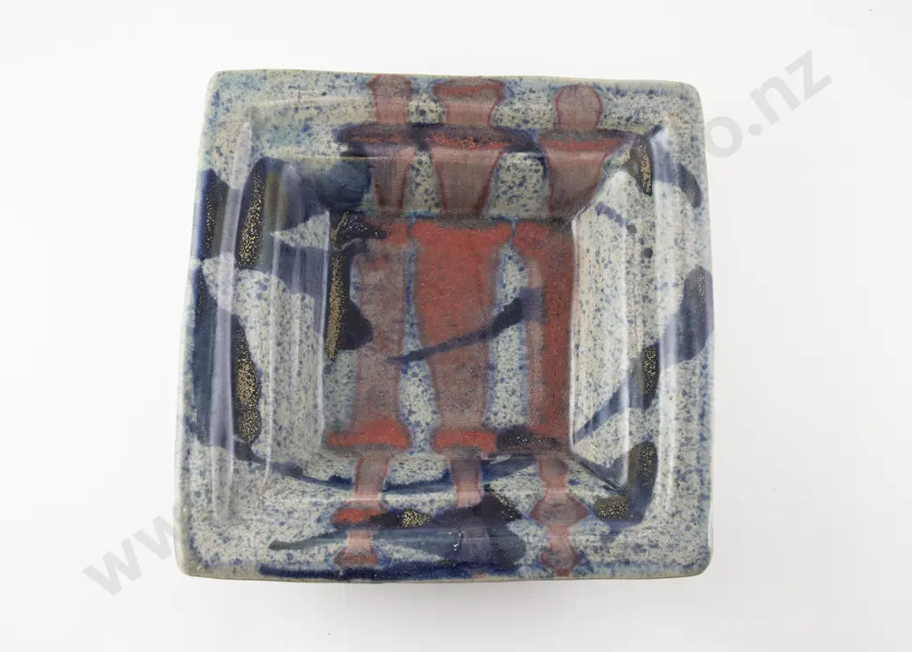 Doreen Blumhardt Square Dish Image 1++