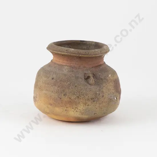 Chester Nealie Small Vase