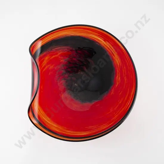 de Flute Art Glass Footed Dish