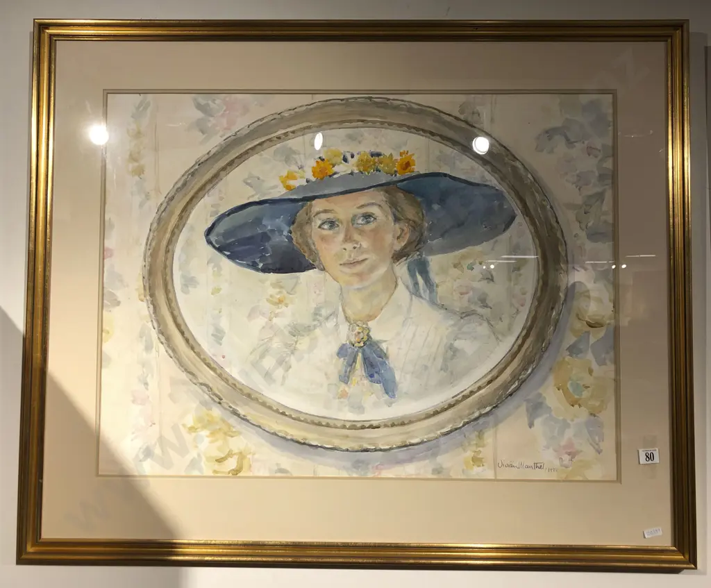 Vivian Manthel - Lady in Mirror Image 1++