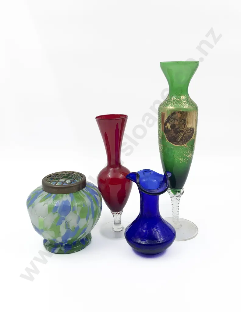 Four Assorted Art Glass Vases Image 1++