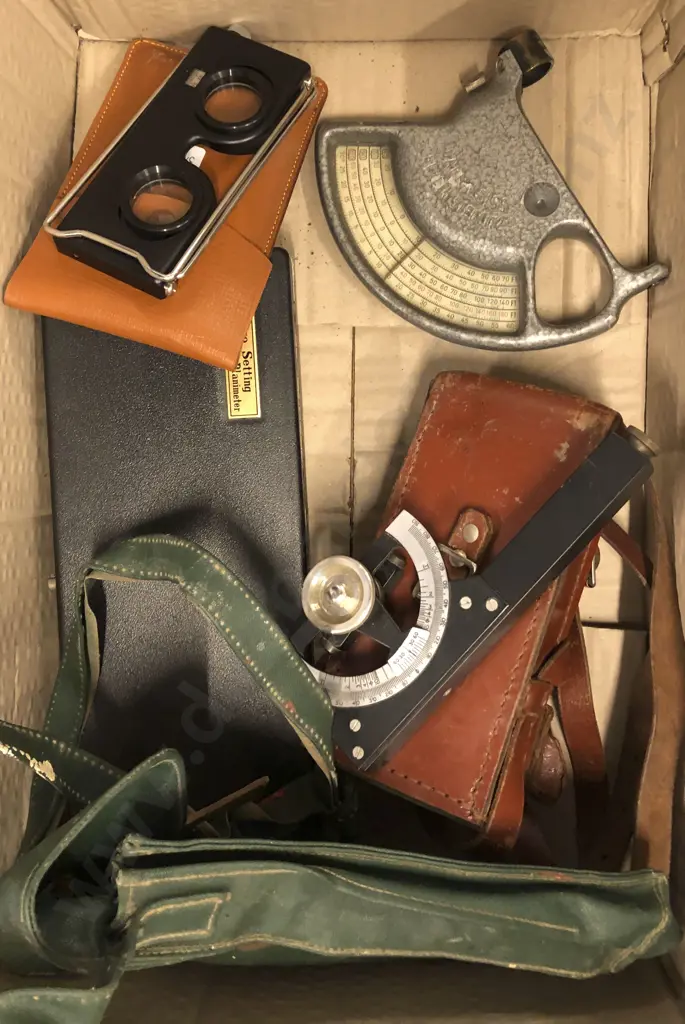 Small Qty of Assorted Vintage Measuring Tools Image 1++