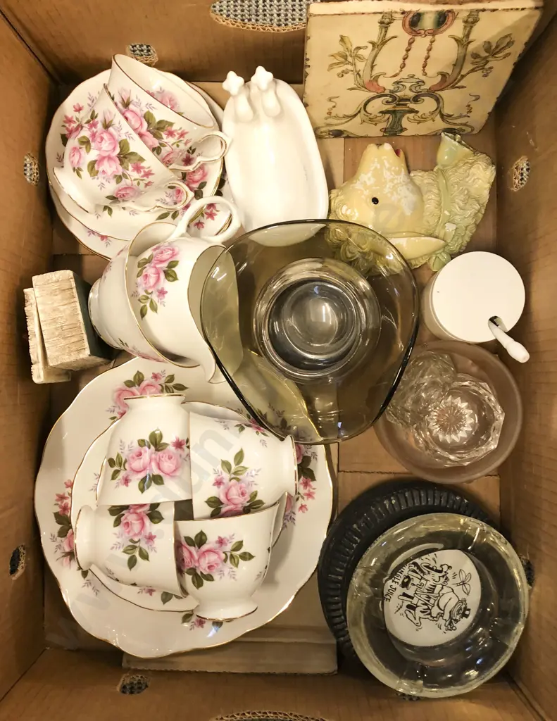 Box of Assorted Including Floral Decorated Tea Set With Ash Trays etc. Image 1++