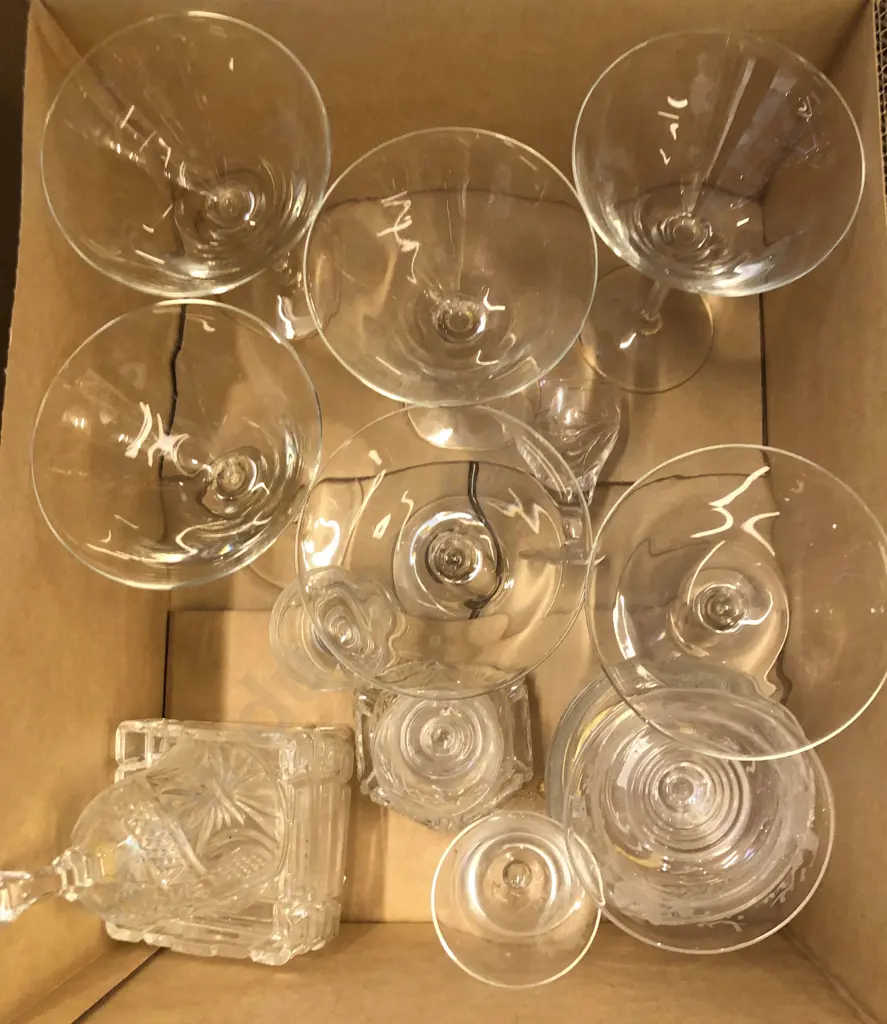 Box of Assorted Crystal and Glass Ware Image 1++