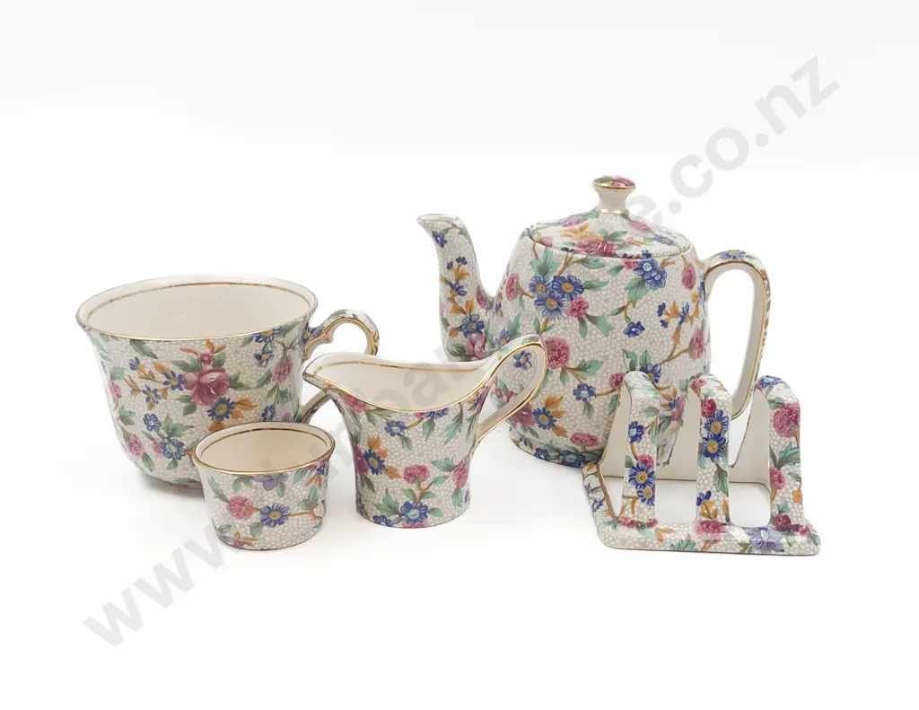 Royal Winton "Old Cottage" Part Breakfast Set Image 1++