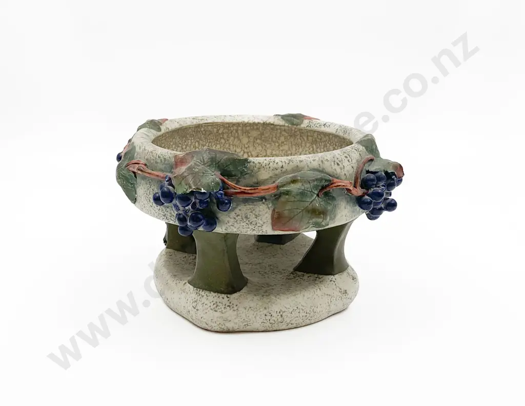 Amphora Decorative Comport Image 1++