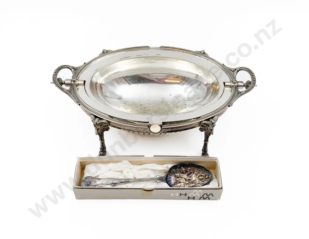 S/P Tureen Together With Decorated S/P Serving Spoon Image 1++