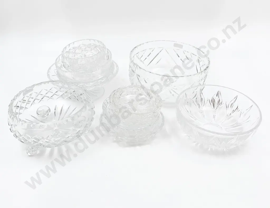 Qty of Glass and Crystal Dishes Image 1++