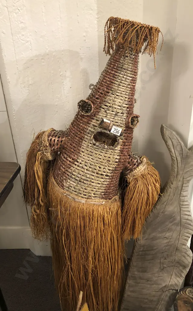 Tribal Figure On Stand Image 1++
