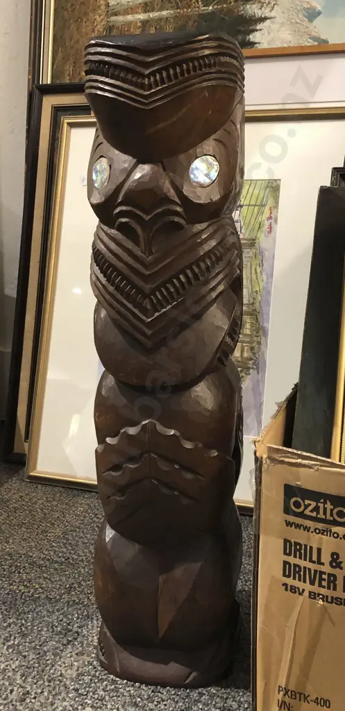 Modern Maori Tekoteko Image 1++