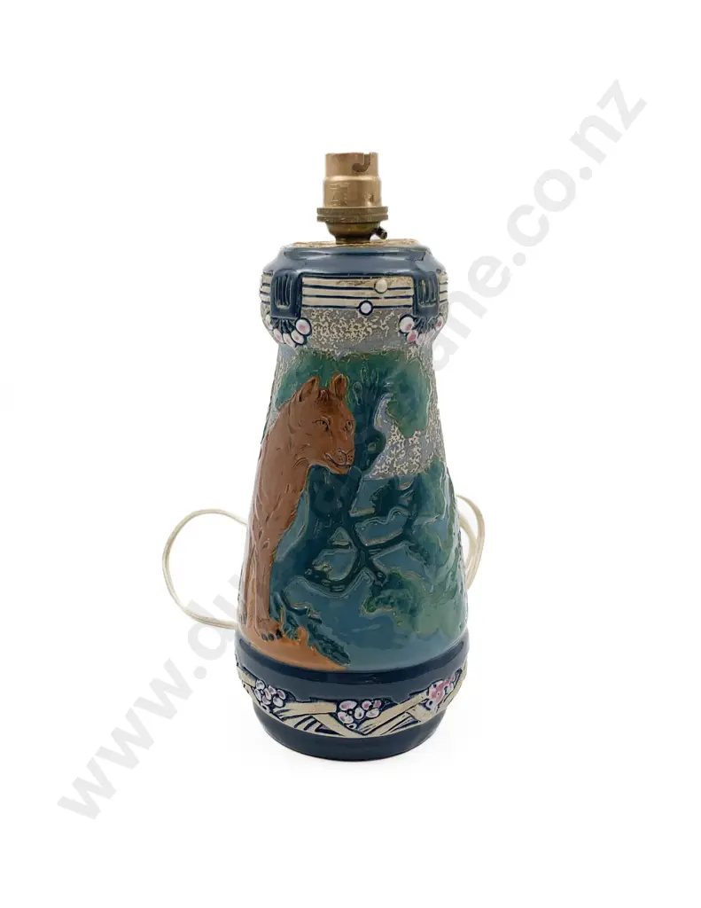Amphora Lamp Image 1++
