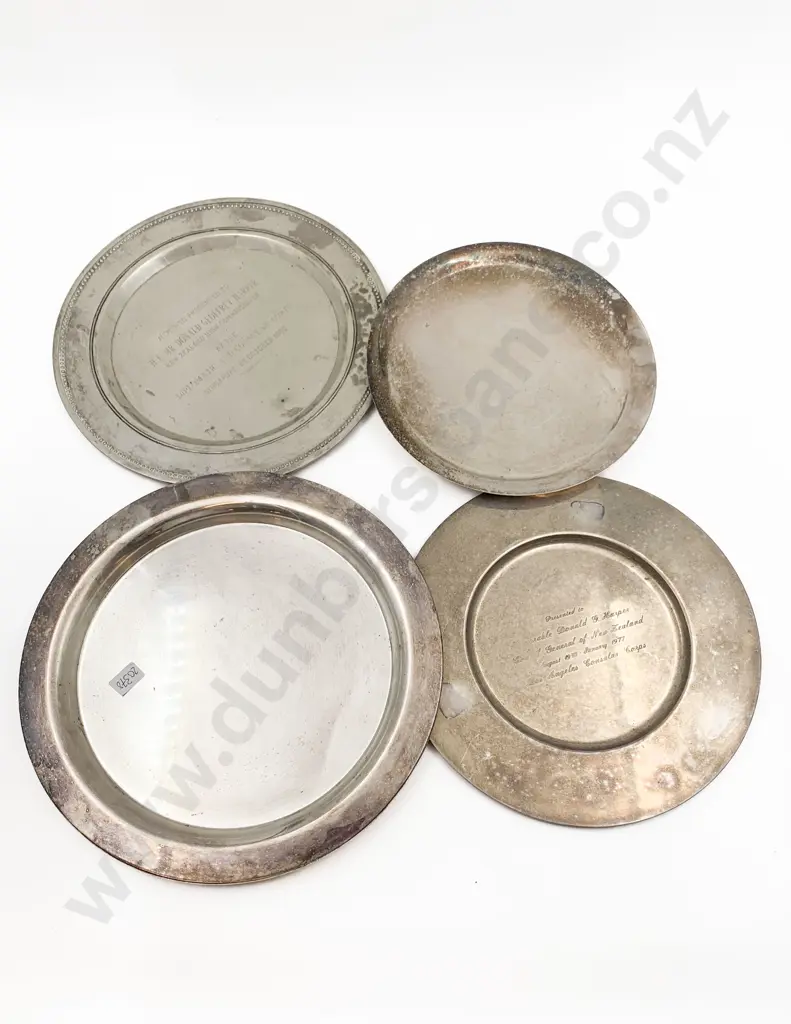 S/S Presentation Tray Together with Three S/P Circular Trays Image 1++