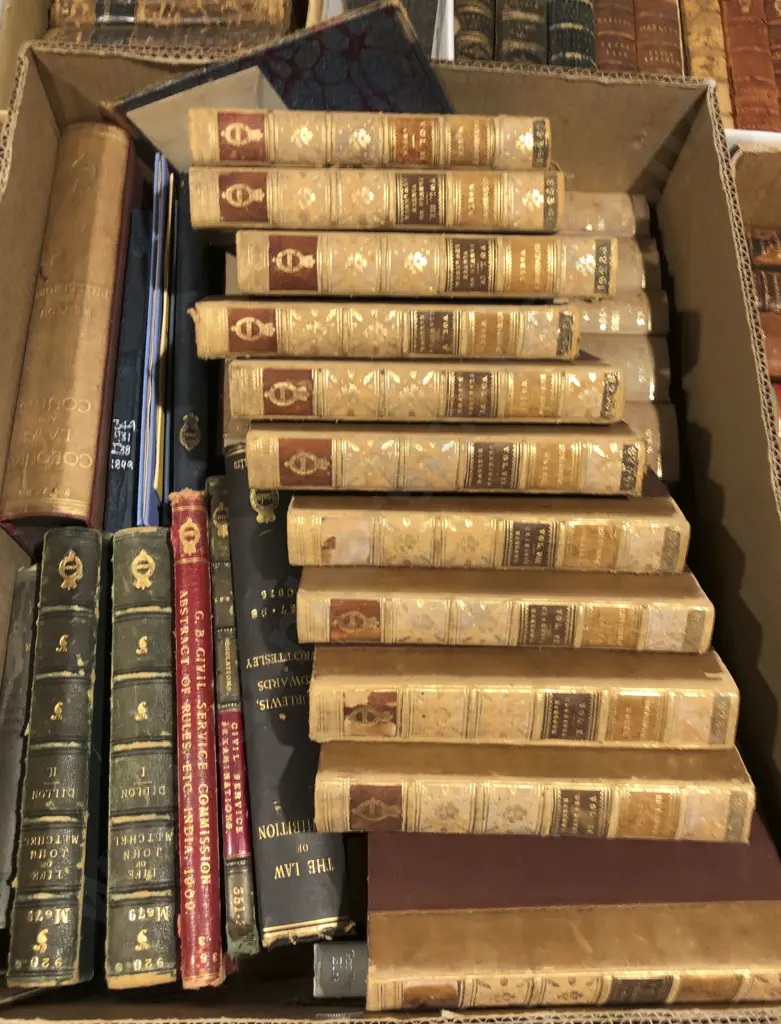 Box of Assorted Books Including Volumes of Richardson's Works Image 1++