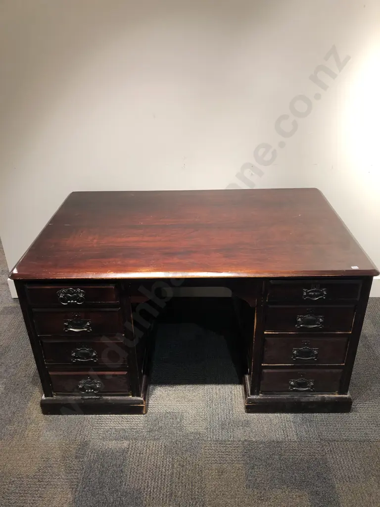 Victorian Desk Image 1++