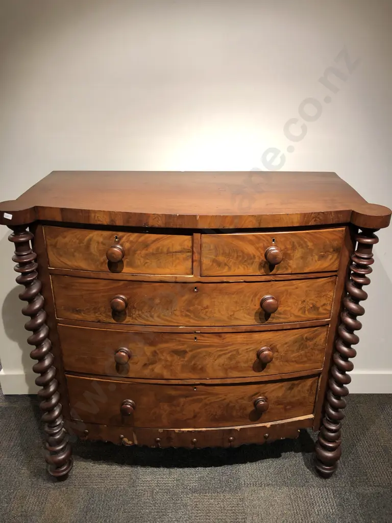 Victorian Mahogany Bow Front Chest of Drawers with Barley Twist Supports (Faults) Image 1++