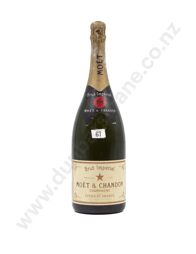 1 bottle 1.5L Magnum Moet & Chandon Champagne Image 1++