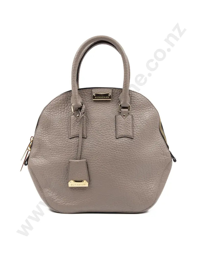 Burberry Heritage Grain Medium Orchard Bowling Bag in Pale Taupe Image 1++