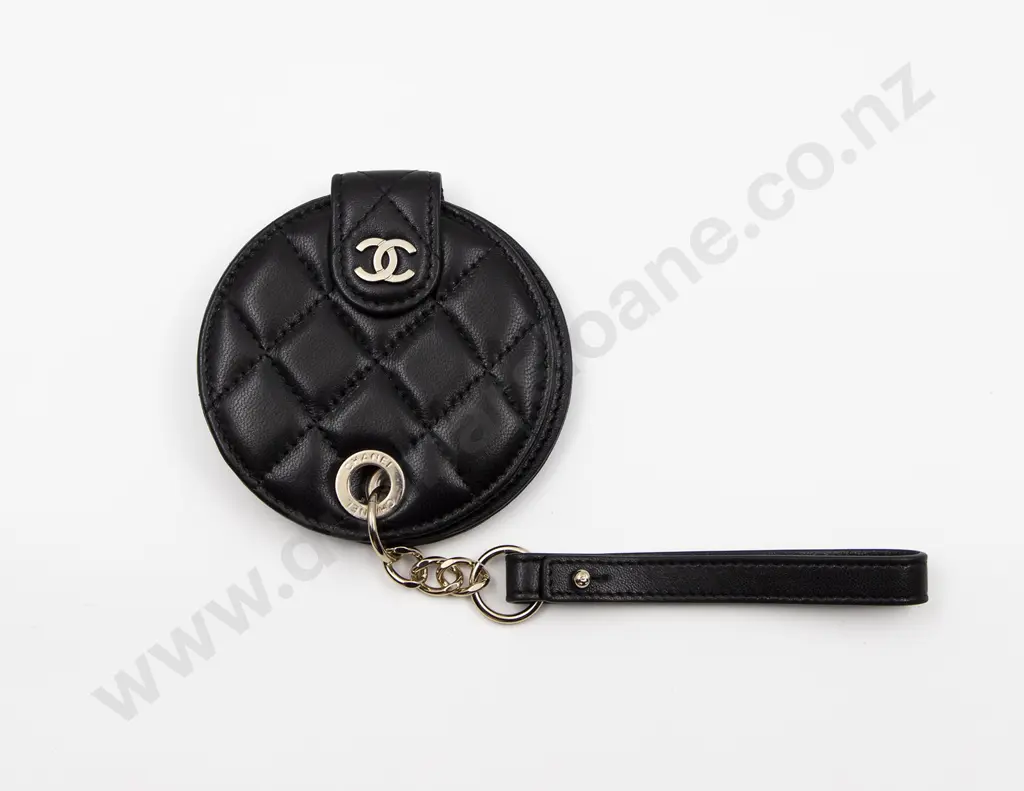 Chanel Lambskin Quilted Round Luggage Tag in Black Image 1++