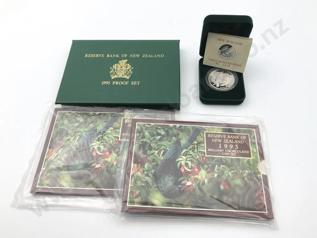 NZ 1995 Tui Coin Sets Image 1++