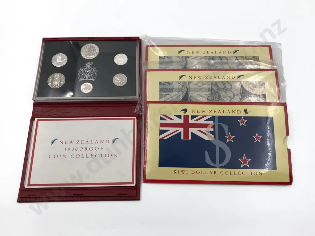 NZ 1990 Kiwi Dollar Coin Sets Image 1++
