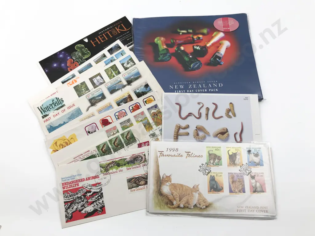Large Qty NZ FDC Stamp Packs and Special Issues Image 1++