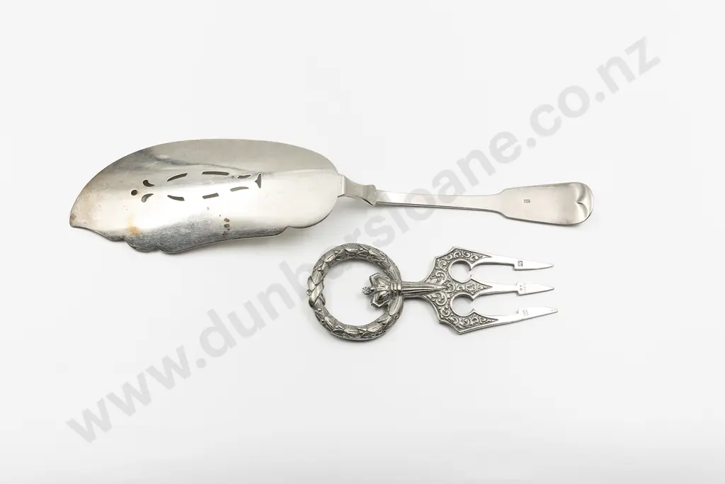 Early C19th S/S Fish Slice Image 1++