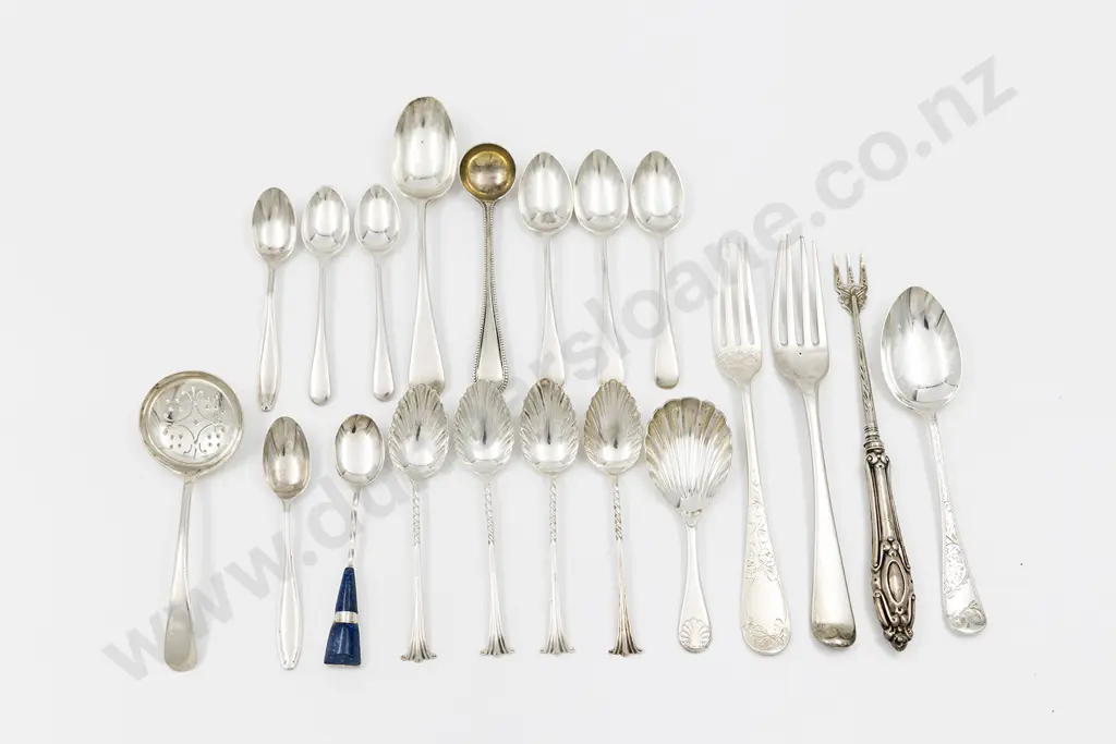 19 Pieces Of Mixed S/S Flatware Image 1++