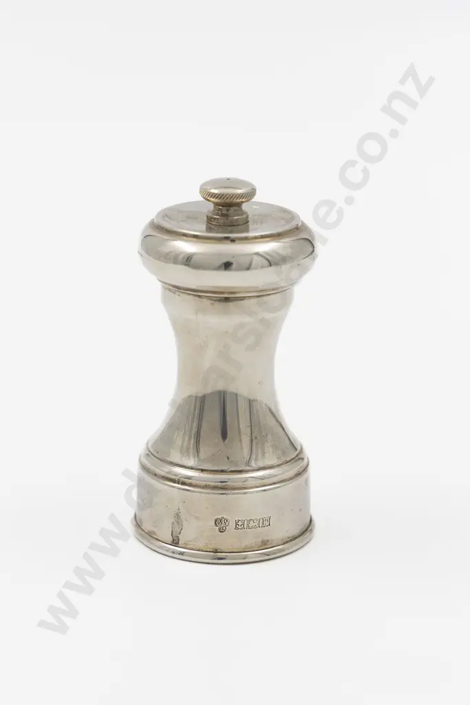 S/S Pepper Mill Image 1++