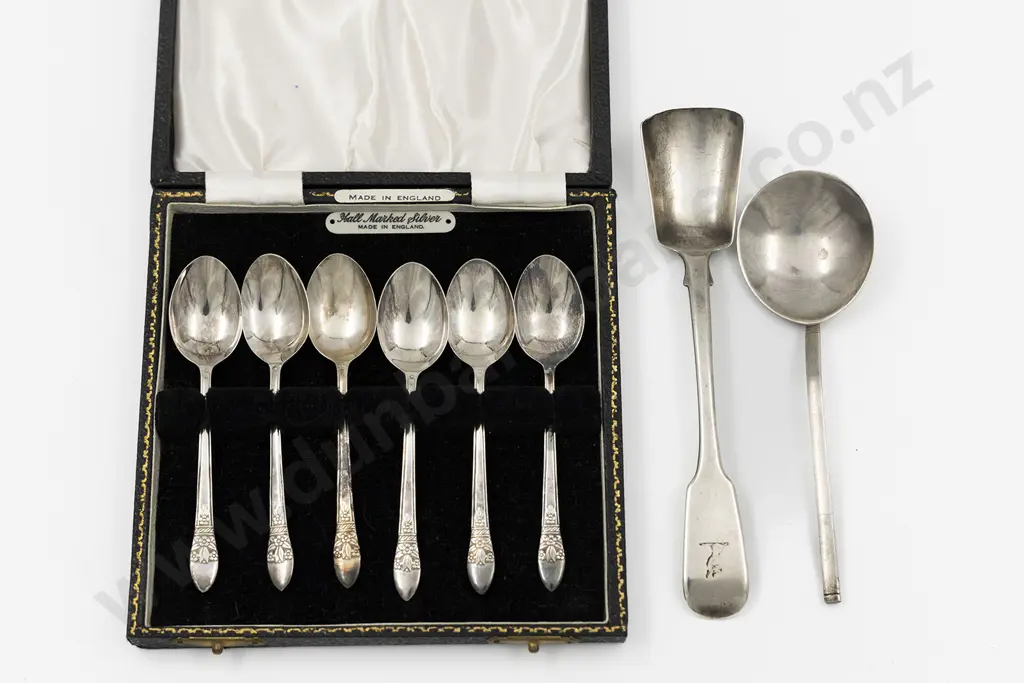 Cased Set Of Six S/S Coffee Spoons Image 1++