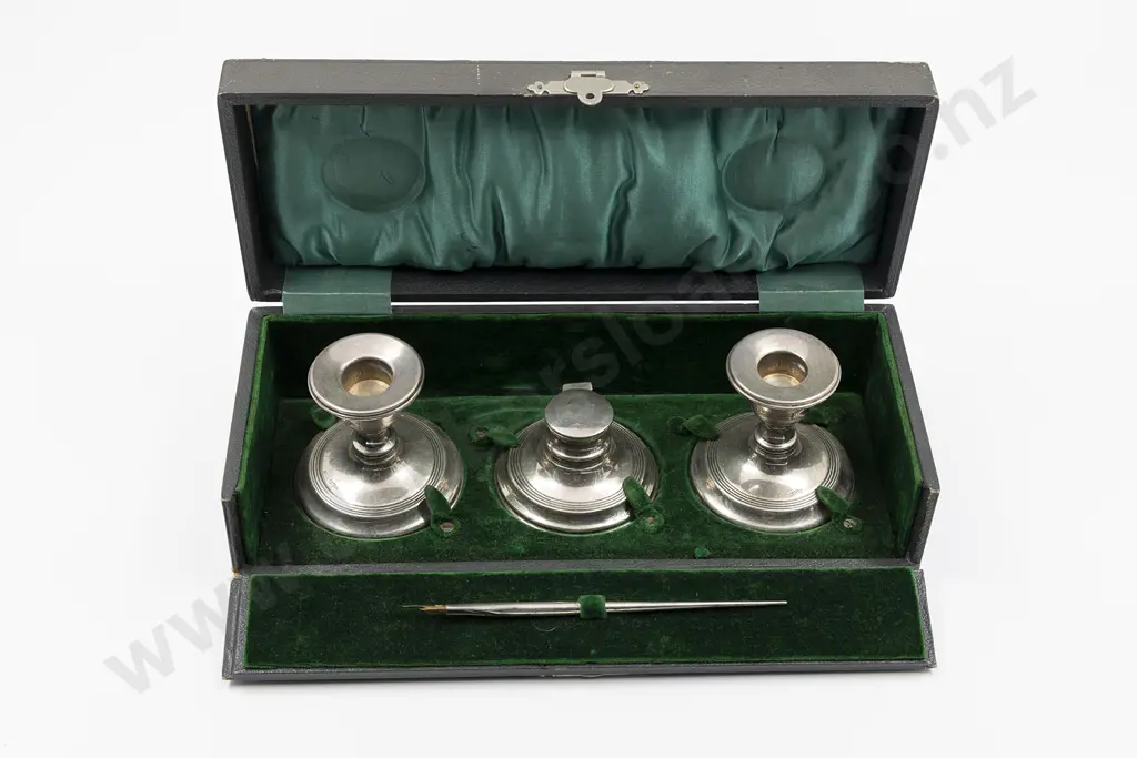 Edw VII Cased S/S 4pce Desk Set Image 1++