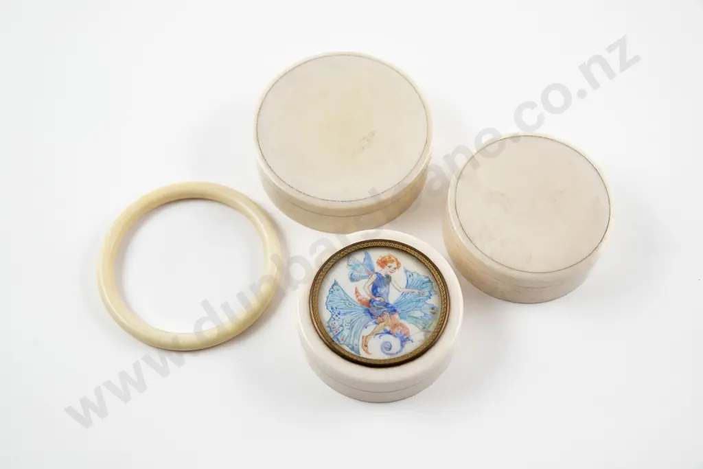 Three Graduated Circular Ivory Boxes Image 1++